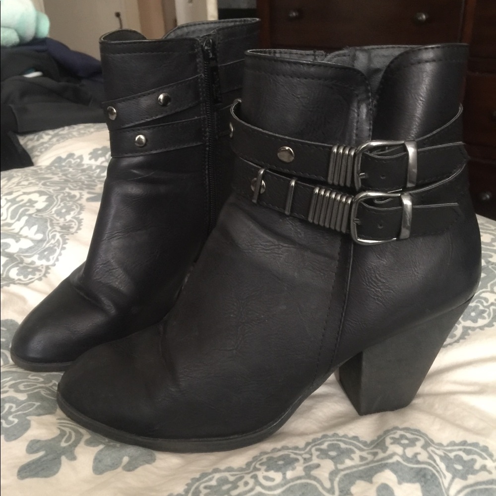 Black booties. Super cute & comfy!